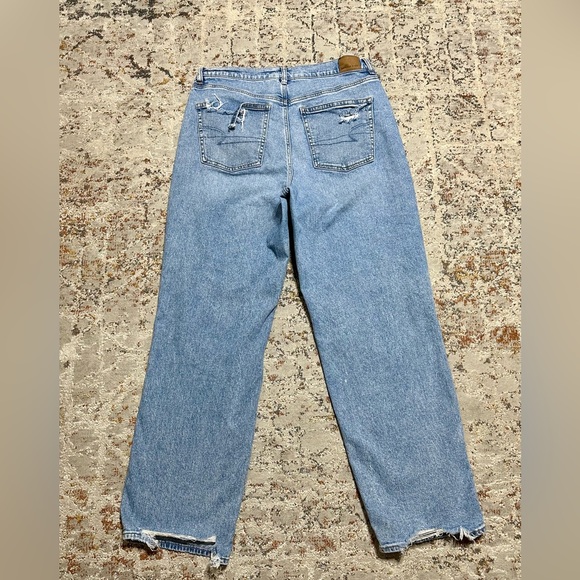 AMERICAN EAGLE highest rise ripped baggy straight jeans size 14 distressed - Picture 6 of 16